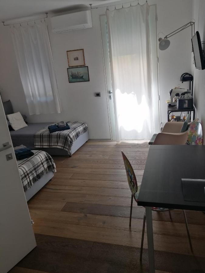 Via Dei Dori B&B ミラーノ エクステリア 写真