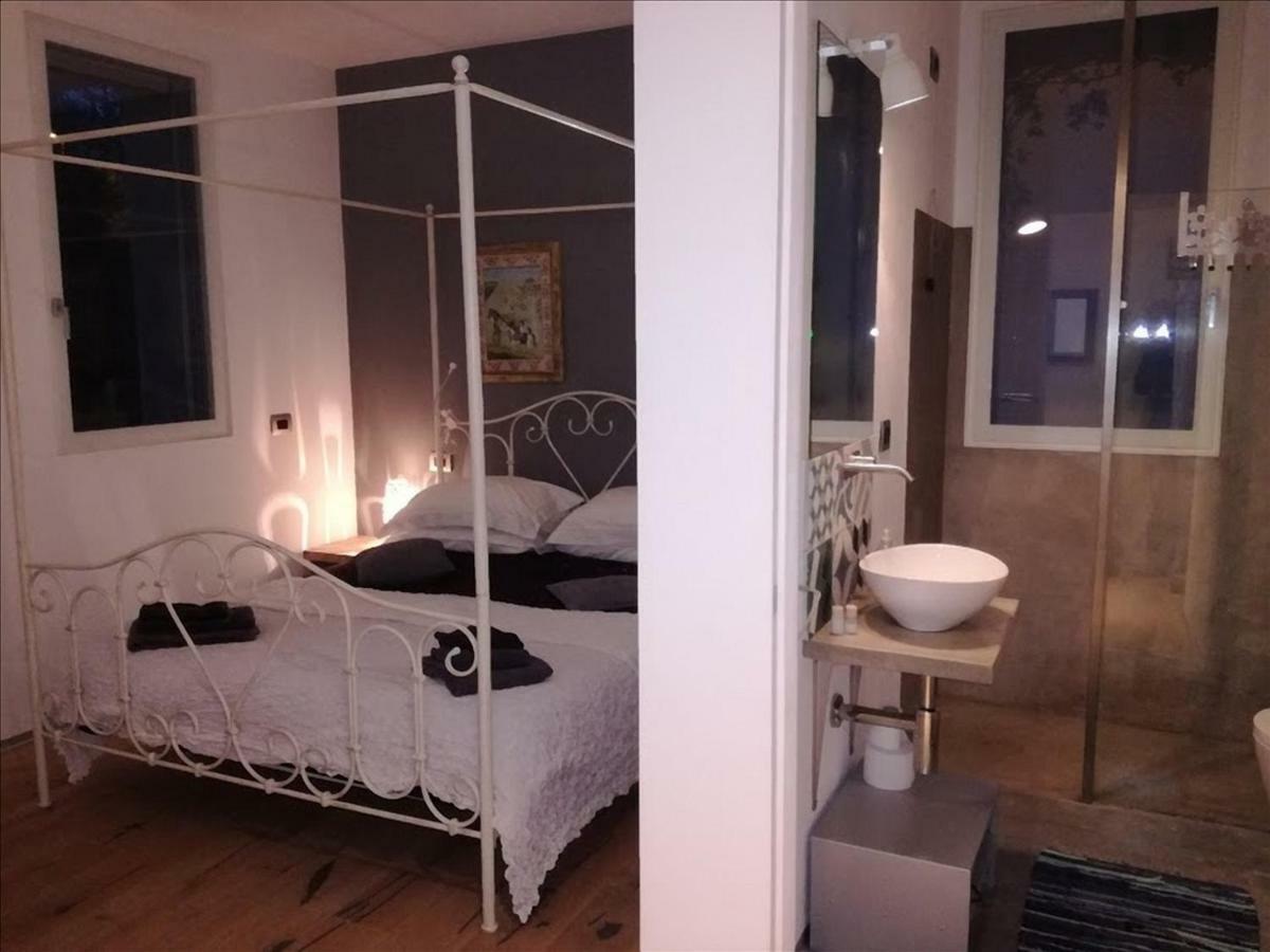 Via Dei Dori B&B ミラーノ エクステリア 写真